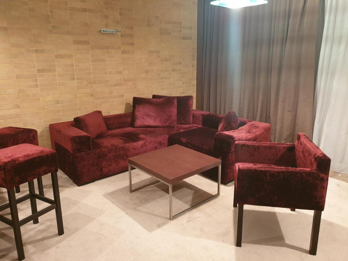 Hotel Presidivm Palace Ловеч Экстерьер фото
